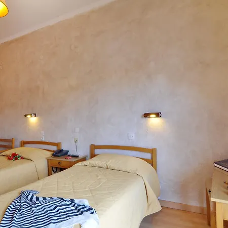 ホテル アトランティス 2*