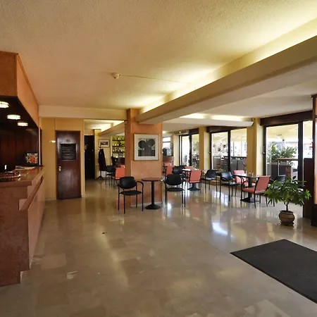 Hotel Atlantis 2*