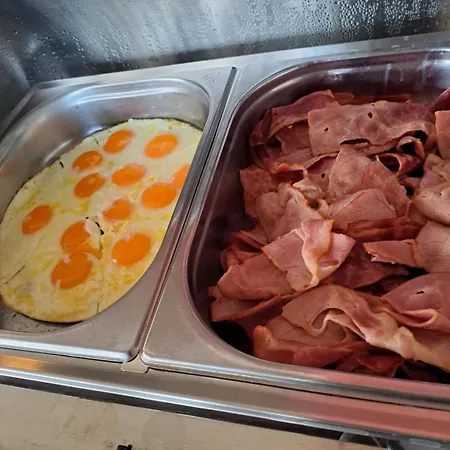 Atlantis Ξενοδοχείο 2*