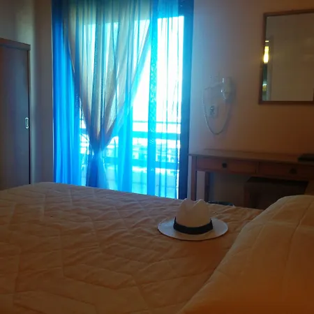 Atlantis Ξενοδοχείο Corfu (city)