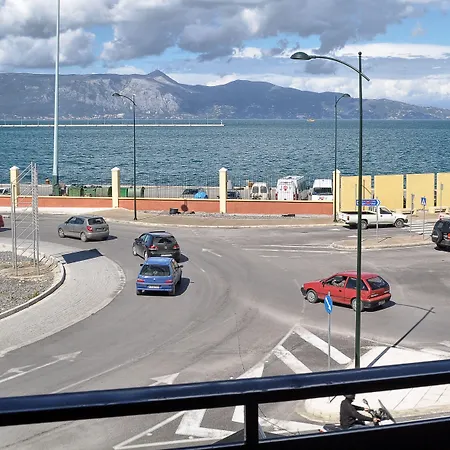 Ξενοδοχείο Atlantis 2*