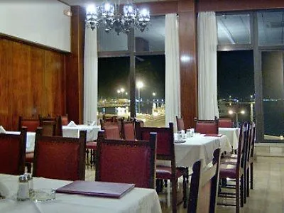 Atlantis Ξενοδοχείο 2*