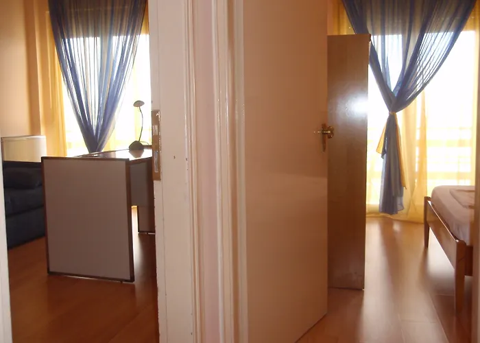 Atlantis Hotel Corfu (city)