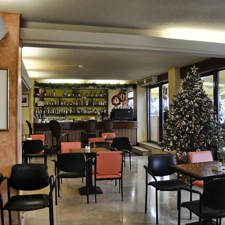 酒店 亚特兰蒂斯酒店 2*